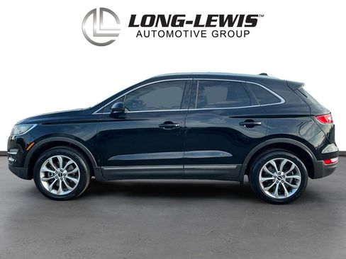 Used 2017 Lincoln MKC Select w/ Select Plus Package FWD image 2