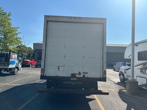 Used 2020 GMC Savana 4500 w/ Power Convenience Package RWD image 4