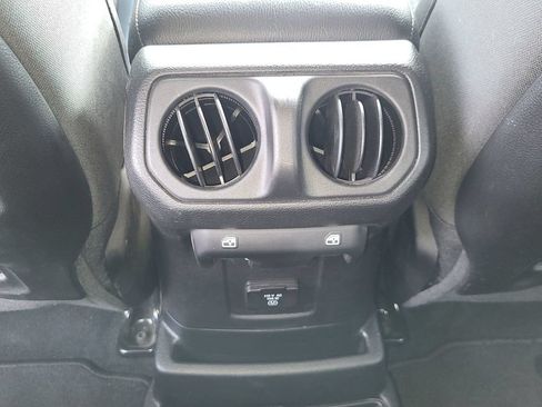 Used 2024 Jeep Wrangler Unlimited Rubicon 4xe w/ Capability Package AWD/4WD image 28