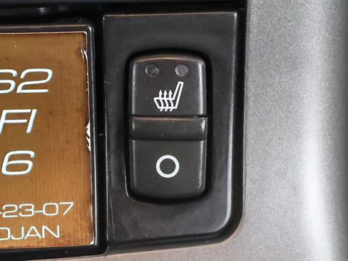 Used 2007 Chevrolet Corvette Coupe w/ Preferred Equipment Group image 37