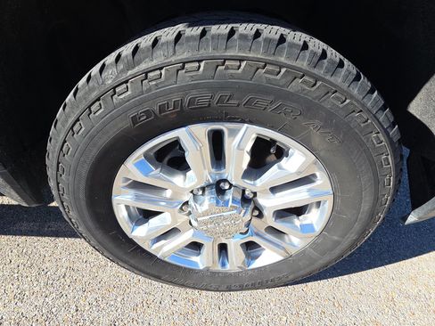 Used 2022 GMC Sierra 2500 Denali w/ Denali Ultimate Package image 12