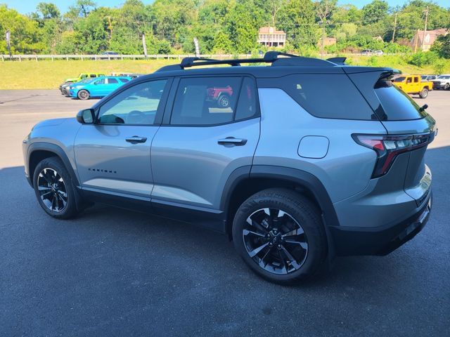 Used 2025 Chevrolet Equinox RS AWD/4WD image 3