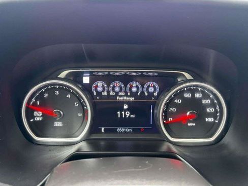 Used 2021 Chevrolet Suburban Premier w/ Premium Package RWD image 25
