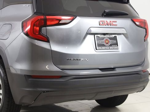 Used 2018 GMC Terrain SLE w/ Driver Convenience Package FWD image 21