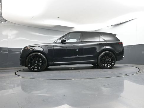 Used 2025 Land Rover Range Rover Sport SE AWD/4WD image 30