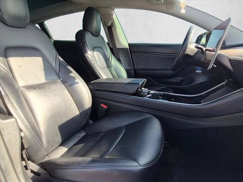 Used 2020 Tesla Model 3 Long Range AWD/4WD image 18