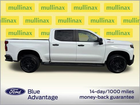 Used 2021 Chevrolet Silverado 1500 LT Trail Boss image 2