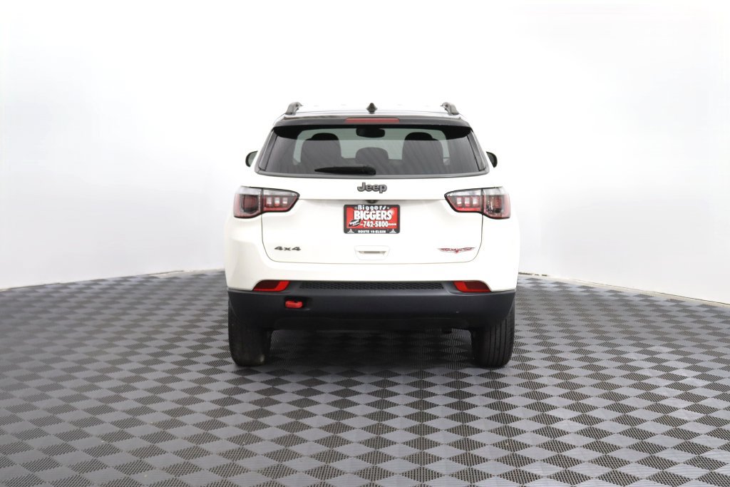 Used 2019 Jeep Compass Trailhawk AWD/4WD image 6