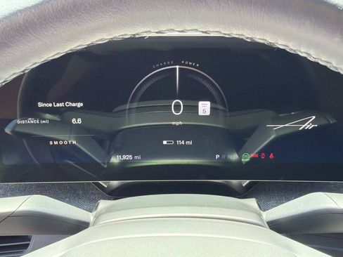 Used 2024 Lucid Air Touring AWD/4WD image 22