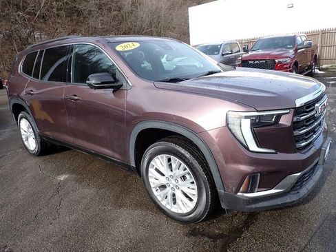 Used 2024 GMC Acadia Elevation image 9