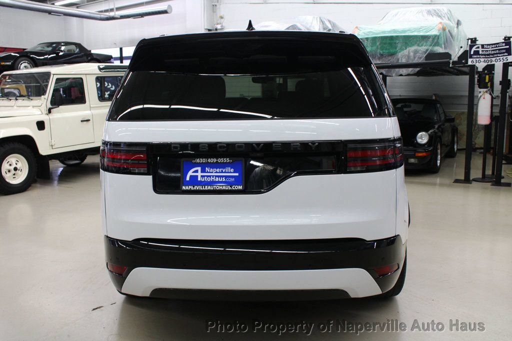 Used 2025 Land Rover Discovery Dynamic SE AWD/4WD image 5