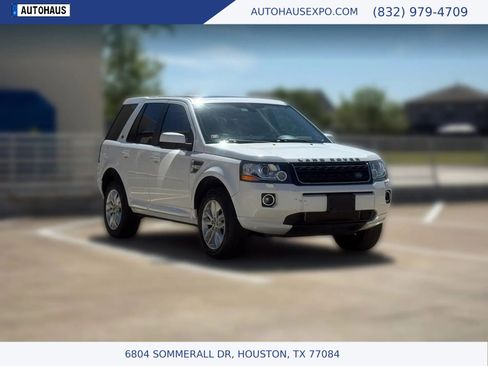 Used 2013 Land Rover LR2 HSE AWD/4WD image 1