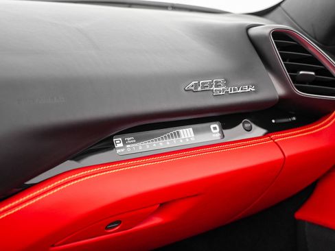 Used 2018 Ferrari 488 Spider RWD image 29