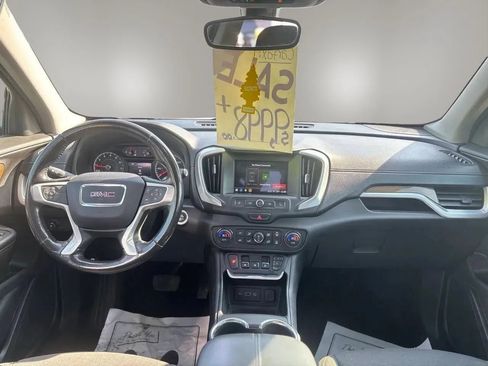 Used 2018 GMC Terrain SLE w/ Driver Convenience Package FWD image 12