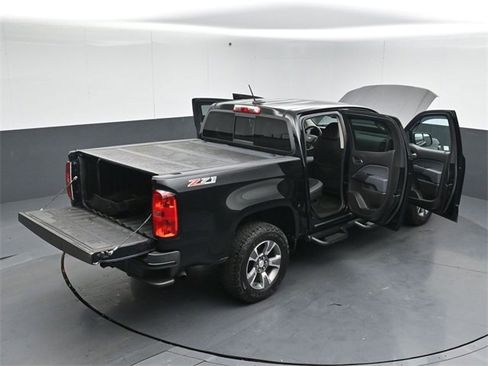 Used 2017 Chevrolet Colorado Z71 image 59