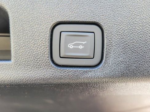 New 2025 GMC Acadia Elevation w/ Elevation Premium Package image 15