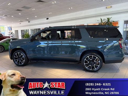 New 2026 Chevrolet Suburban RST w/ RST Capability Package AWD/4WD image 7
