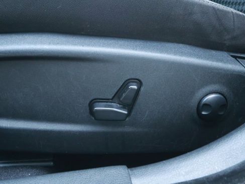 Used 2023 Dodge Charger SXT image 21