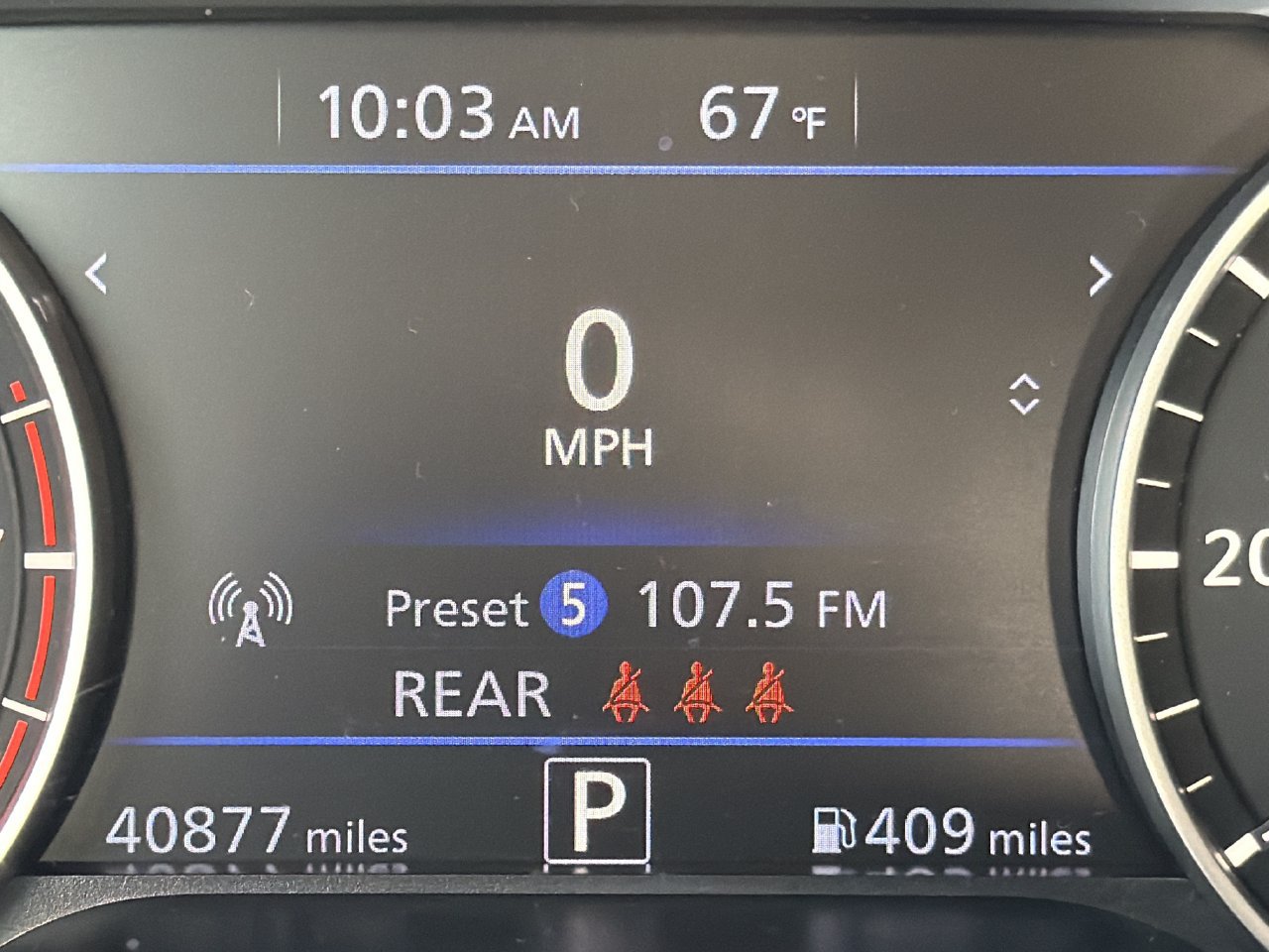 Used 2024 Nissan Altima 2.5 SV FWD image 9