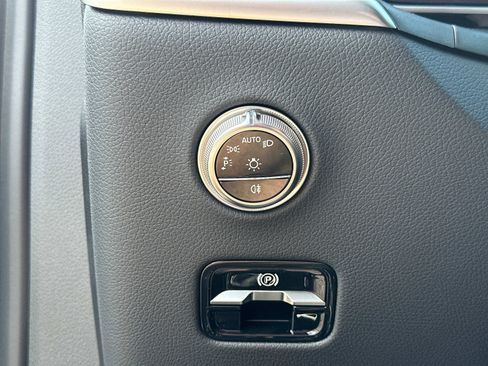 Used 2026 Mercedes-Benz GLC 350e 4MATIC image 24