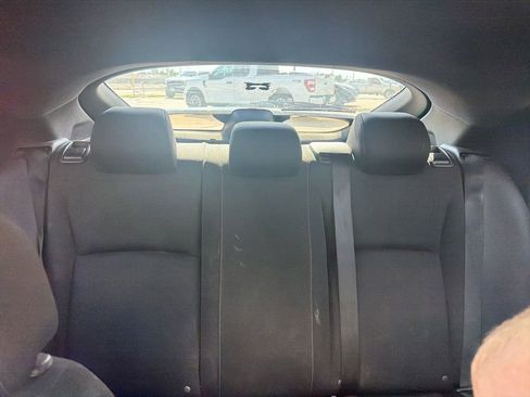Used 2018 Honda Civic Sport image 4