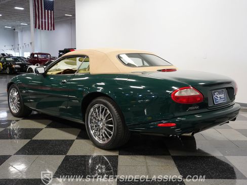 Used 1997 Jaguar XK8 Convertible RWD image 10