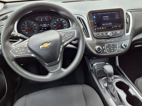 Used 2024 Chevrolet Malibu LT FWD image 13
