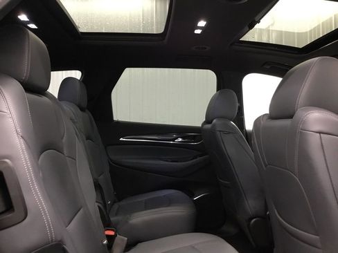 Used 2023 Buick Enclave Essence w/ Experience Buick Package image 21