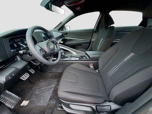 New 2026 Hyundai Elantra Sport FWD image 14