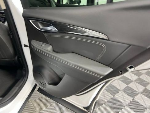 Used 2023 Buick Envision Essence image 26