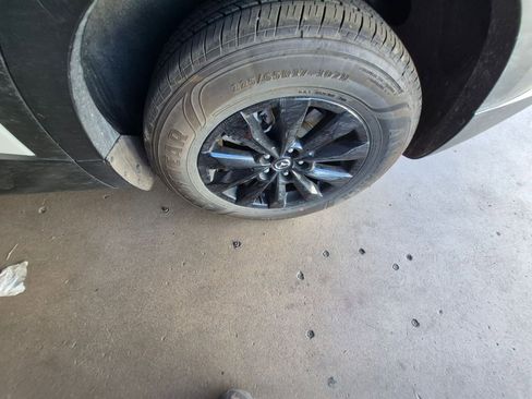 Used 2025 MAZDA CX-50 AWD 2.5 S w/ Premium Package image 10