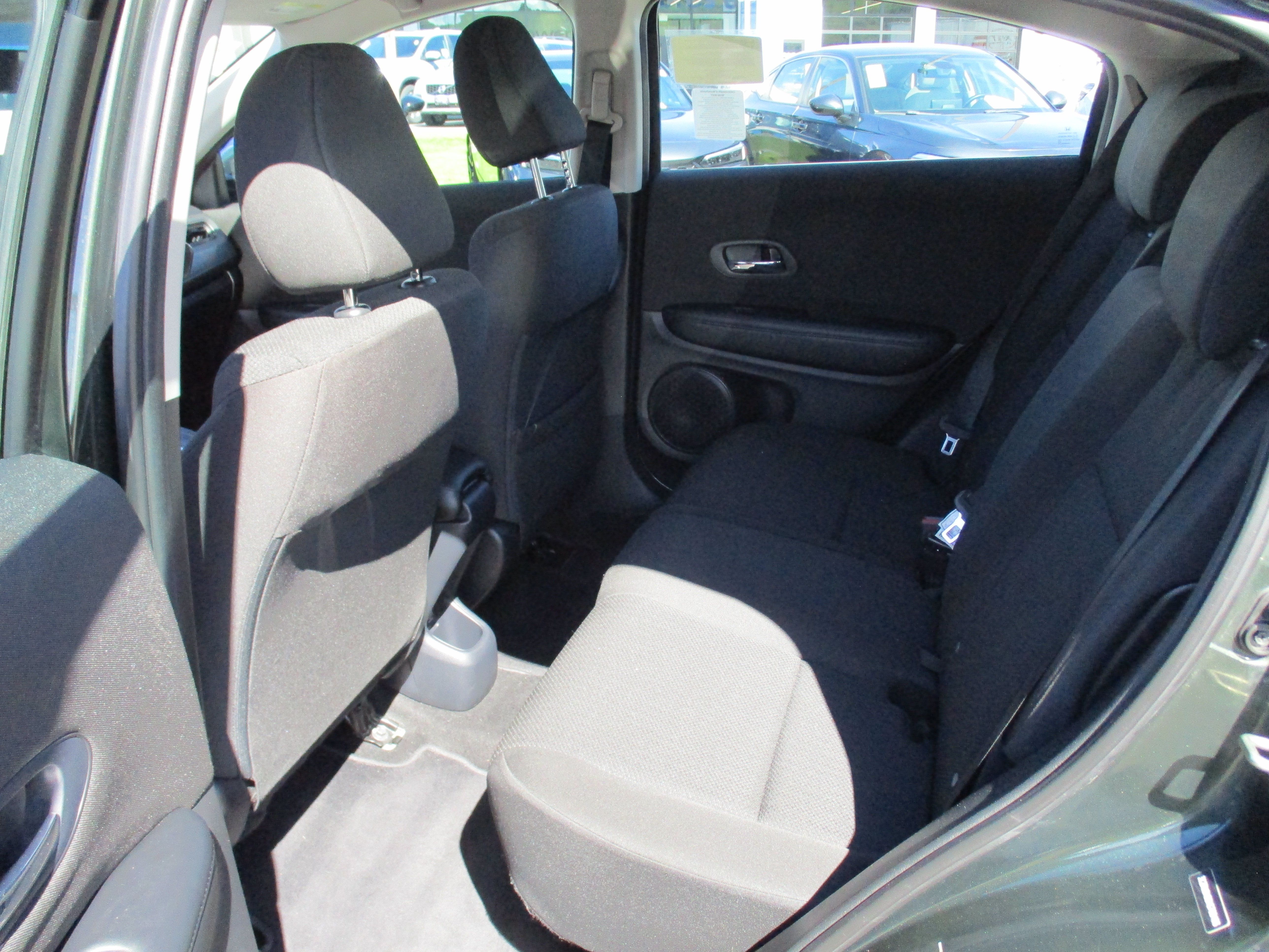 Used 2017 Honda HR-V LX image 13
