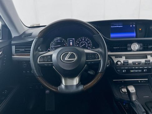 Used 2017 Lexus ES 350 w/ Premium Package image 17