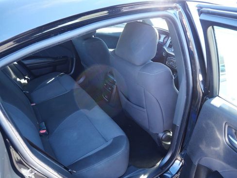 Used 2022 Dodge Charger SXT w/ Blacktop Package image 30