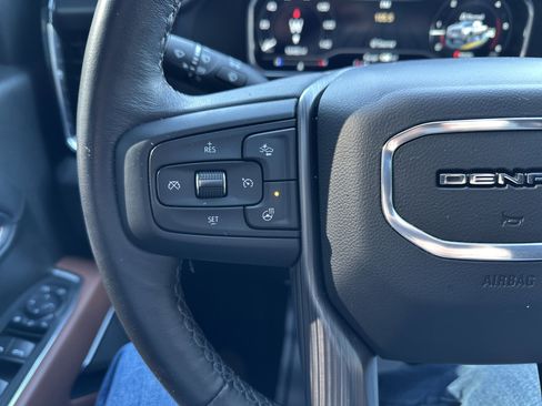 Used 2025 GMC Sierra 2500 Denali Ultimate w/ Max Trailering Package image 18