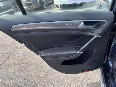 Used 2017 Volkswagen Golf Alltrack SE AWD/4WD image 12