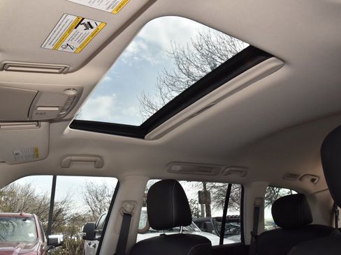 Used 2023 INFINITI QX80 Premium Select w/ Cargo Package image 34