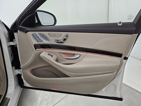 Used 2015 Mercedes-Benz S 550 S 550 image 16