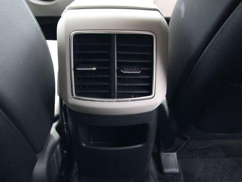 Used 2024 Kia Sportage EX FWD image 36