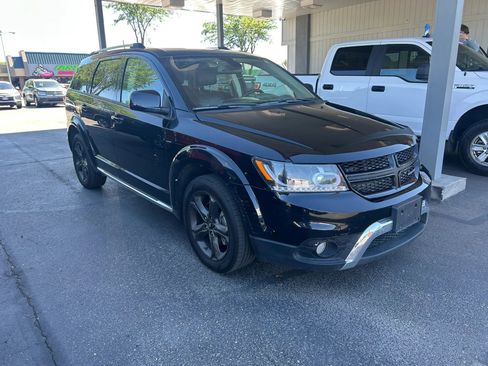 Used 2019 Dodge Journey Crossroad AWD/4WD image 2