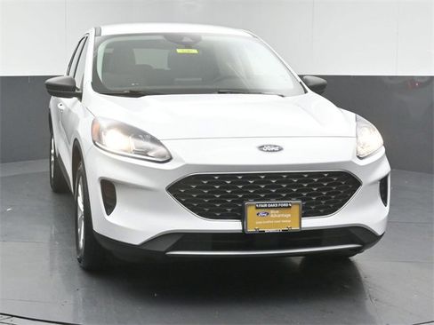 Certified 2022 Ford Escape SE w/ Convenience Package image 2