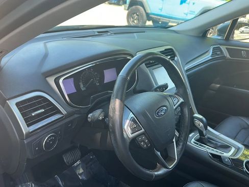 Used 2013 Ford Fusion SE image 13