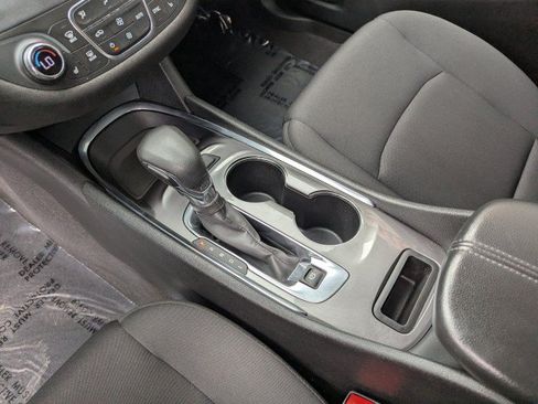 Used 2023 Chevrolet Malibu LT FWD image 19