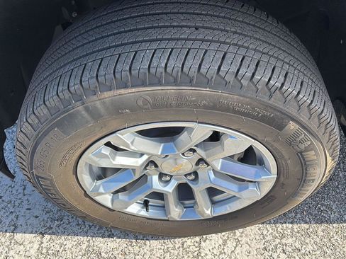 Used 2023 Chevrolet Silverado 1500 LT image 13