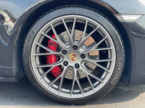Used 2017 Porsche 911 Carrera 4S AWD/4WD image 22