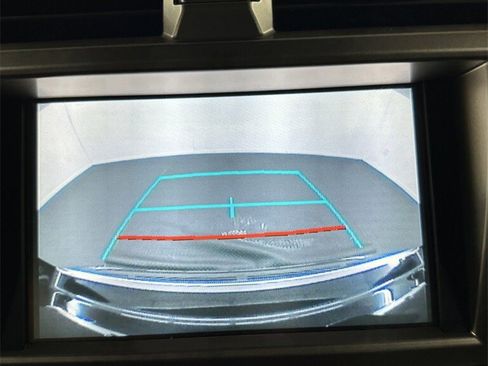 Used 2021 Lexus GX 460 Premium image 25