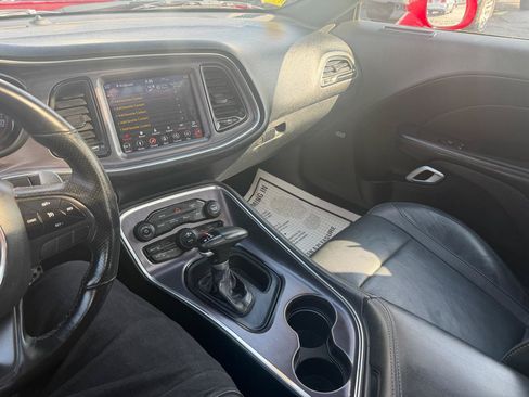 Used 2018 Dodge Challenger GT w/ Driver Convenience Group AWD/4WD image 21