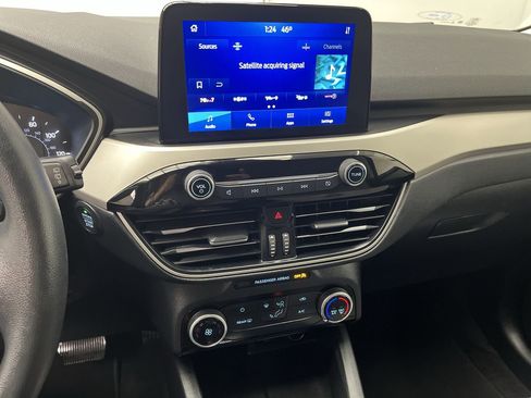 Certified 2021 Ford Escape SE FWD image 15
