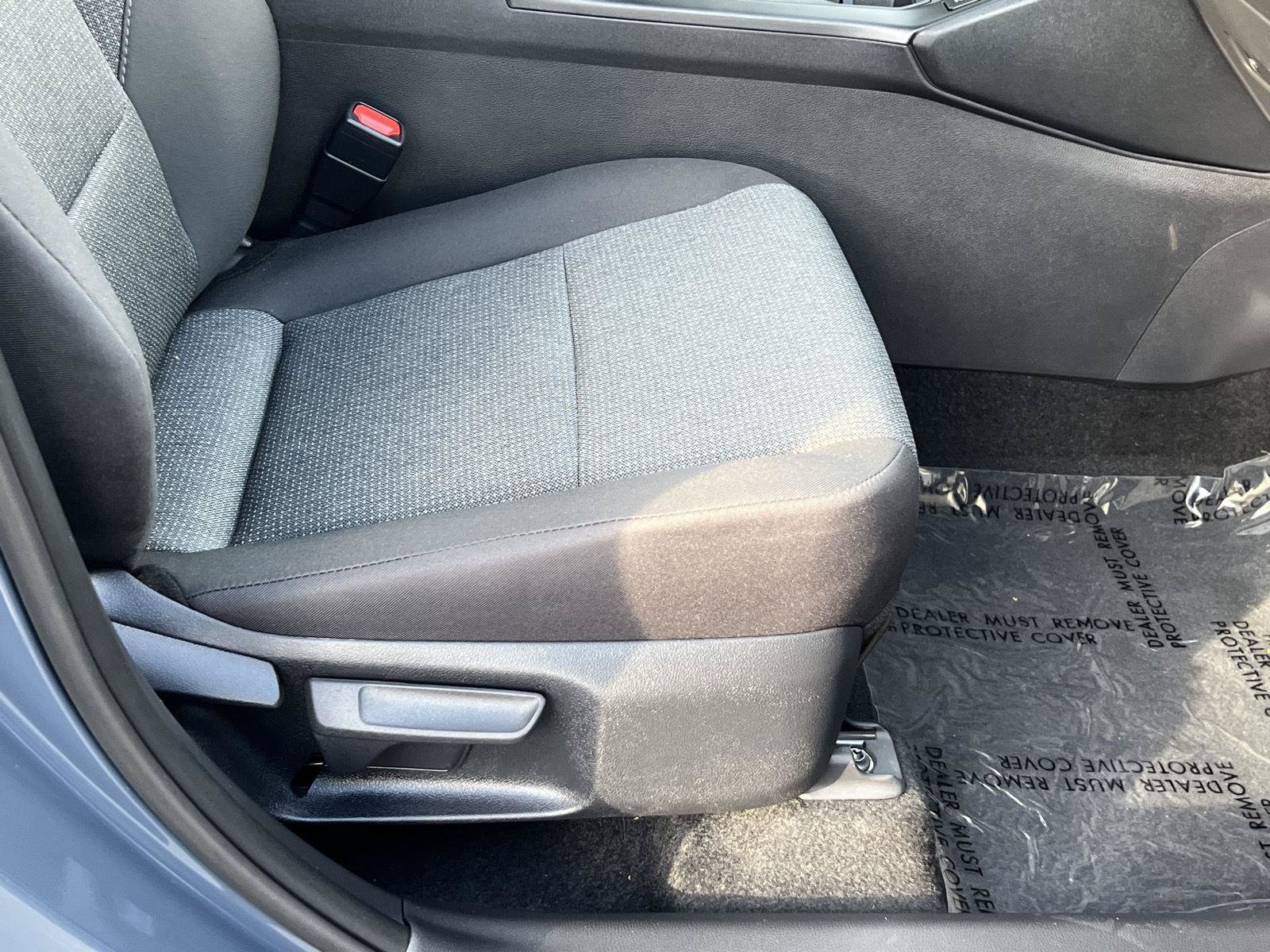Used 2026 Toyota RAV4 LE AWD/4WD image 21