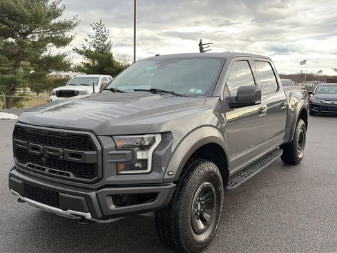 Used 2018 Ford F150 Raptor w/ Equipment Group 802A Luxury image 24